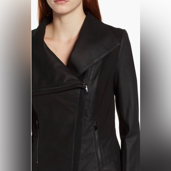 Via Spiga Black Leather Jacket with Streamlined Design - Picture 2 of 9